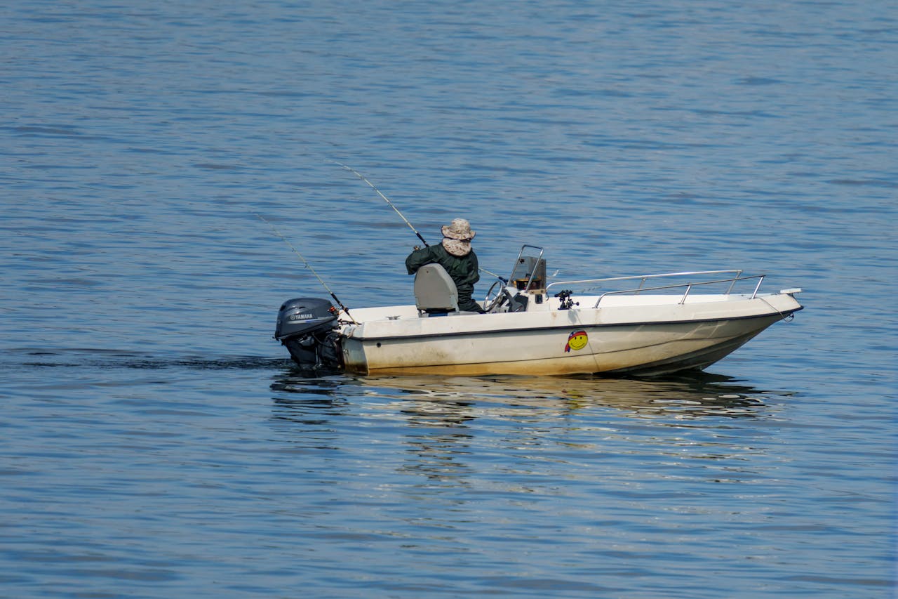 Pesca en aguas profundas en el mar técnicas y equipo recomendado